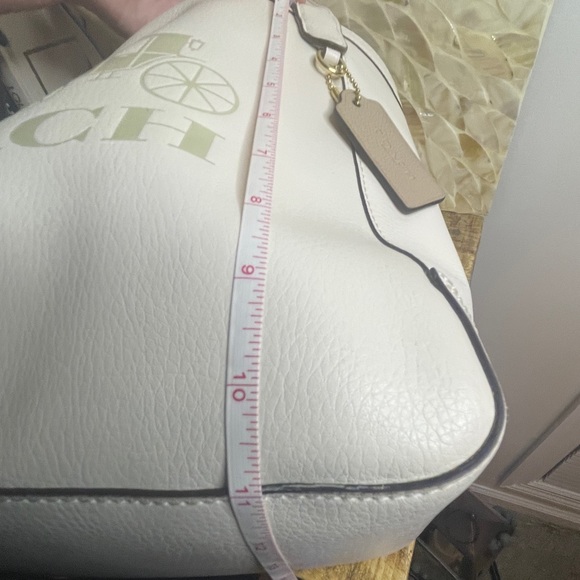 COACH Horse and Carriage Derby Tote in Leather - Picture 8 of 10